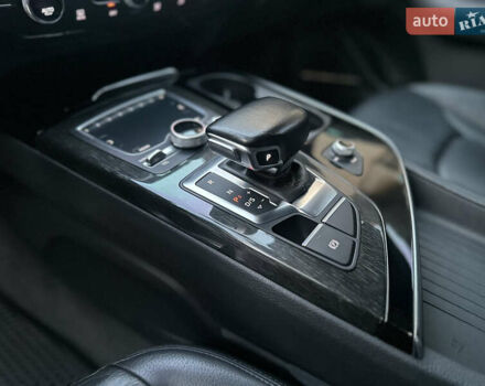 Черный Ауди Ку 7, объемом двигателя 3 л и пробегом 203 тыс. км за 24500 $, фото 54 на Automoto.ua