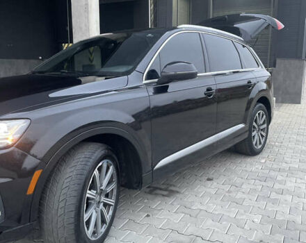 Черный Ауди Ку 7, объемом двигателя 2 л и пробегом 299 тыс. км за 21999 $, фото 11 на Automoto.ua