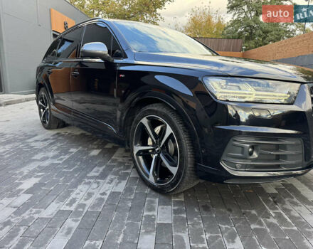 Ауди Ку 7 2017 в Киеве на Automoto.ua Черный Ауди Ку 7, объемом двигателя 3 л и пробегом 140 тыс. км за 47799 $, фото 9 на Automoto.ua