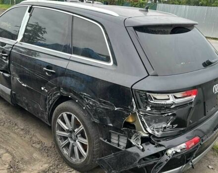 Черный Ауди Ку 7, объемом двигателя 2 л и пробегом 140 тыс. км за 19000 $, фото 6 на Automoto.ua