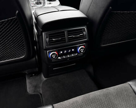 Черный Ауди Ку 7, объемом двигателя 2.97 л и пробегом 150 тыс. км за 39000 $, фото 39 на Automoto.ua