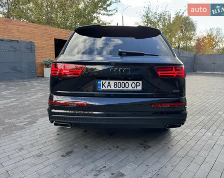 Ауди Ку 7 2017 в Киеве на Automoto.ua Черный Ауди Ку 7, объемом двигателя 3 л и пробегом 140 тыс. км за 47799 $, фото 5 на Automoto.ua