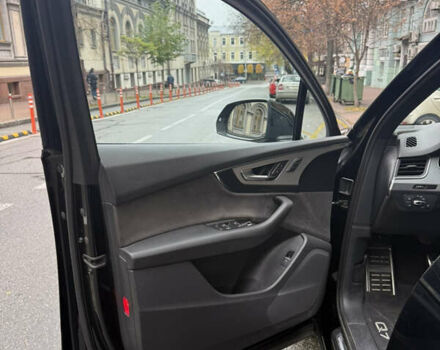 Черный Ауди Ку 7, объемом двигателя 2.99 л и пробегом 195 тыс. км за 38000 $, фото 6 на Automoto.ua