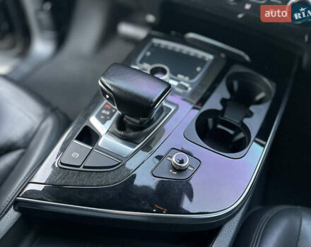 Черный Ауди Ку 7, объемом двигателя 3 л и пробегом 203 тыс. км за 24500 $, фото 57 на Automoto.ua