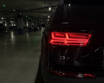 Ауді Ку 7 2018 у Харкові на Automoto.ua Чорний Ауді Ку 7, об'ємом двигуна 2.97 л та пробігом 69 тис. км за 49999 $, фото 5 на Automoto.ua