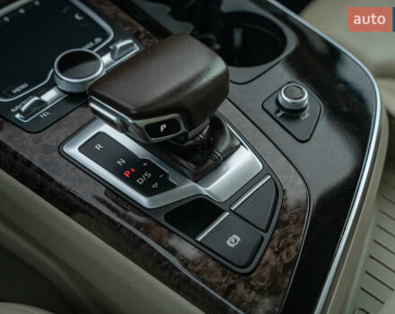 Чорний Ауді Ку 7, об'ємом двигуна 3 л та пробігом 117 тис. км за 31900 $, фото 31 на Automoto.ua