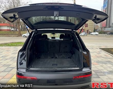 Черный Ауди Ку 7, объемом двигателя 3 л и пробегом 200 тыс. км за 30000 $, фото 7 на Automoto.ua