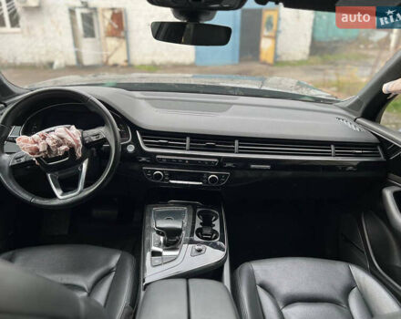 Черный Ауди Ку 7, объемом двигателя 3 л и пробегом 260 тыс. км за 12500 $, фото 10 на Automoto.ua