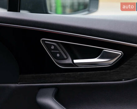 Чорний Ауді Ку 7, об'ємом двигуна 3 л та пробігом 238 тис. км за 23800 $, фото 79 на Automoto.ua