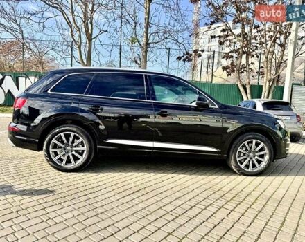 Черный Ауди Ку 7, объемом двигателя 1.98 л и пробегом 77 тыс. км за 36700 $, фото 4 на Automoto.ua