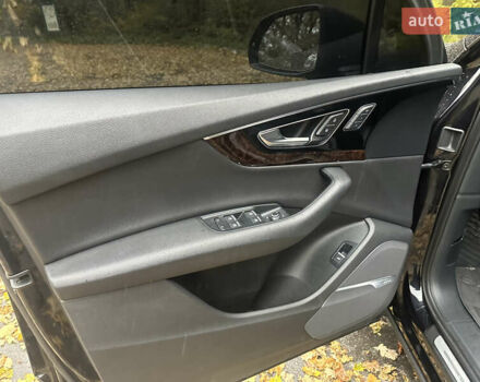 Чорний Ауді Ку 7, об'ємом двигуна 3 л та пробігом 191 тис. км за 29700 $, фото 3 на Automoto.ua