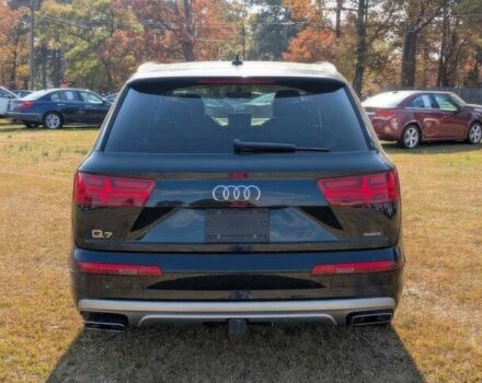 Черный Ауди Ку 7, объемом двигателя 2 л и пробегом 32 тыс. км за 7800 $, фото 6 на Automoto.ua