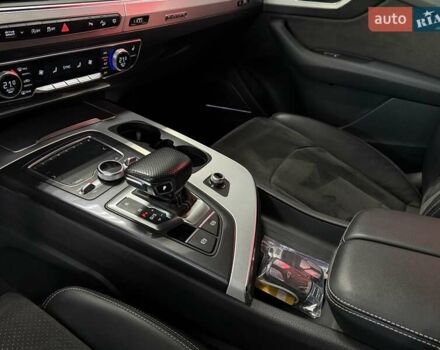 Черный Ауди Ку 7, объемом двигателя 2.97 л и пробегом 127 тыс. км за 44500 $, фото 37 на Automoto.ua