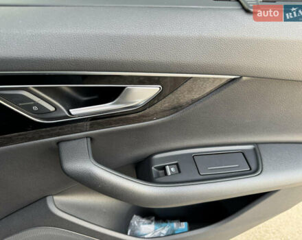 Черный Ауди Ку 7, объемом двигателя 3 л и пробегом 144 тыс. км за 33000 $, фото 16 на Automoto.ua