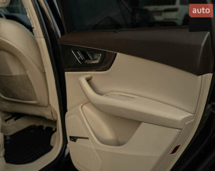 Чорний Ауді Ку 7, об'ємом двигуна 3 л та пробігом 117 тис. км за 31900 $, фото 41 на Automoto.ua