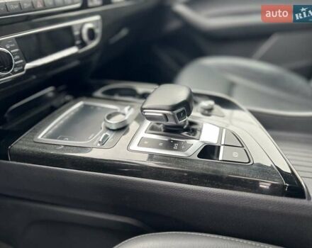 Чорний Ауді Ку 7, об'ємом двигуна 3 л та пробігом 121 тис. км за 37000 $, фото 39 на Automoto.ua