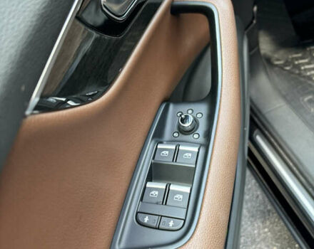 Чорний Ауді Ку 7, об'ємом двигуна 3 л та пробігом 106 тис. км за 36300 $, фото 20 на Automoto.ua