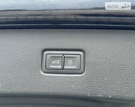 Черный Ауди Ку 7, объемом двигателя 2.97 л и пробегом 249 тыс. км за 40200 $, фото 44 на Automoto.ua