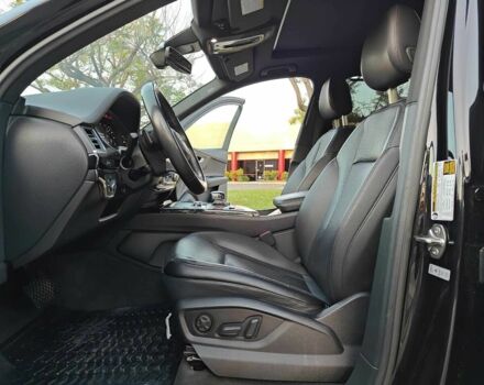 Ауди Ку 7 2018 в Черновцах на Automoto.ua Черный Ауди Ку 7, объемом двигателя 3 л и пробегом 72 тыс. км за 14500 $, фото 6 на Automoto.ua