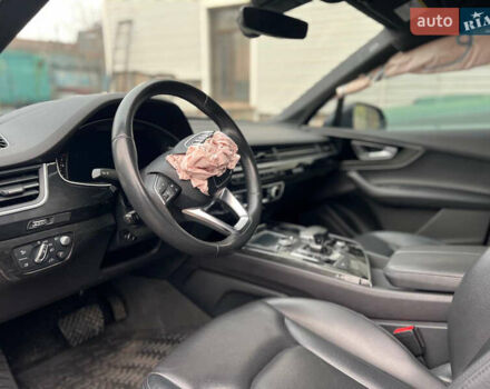 Черный Ауди Ку 7, объемом двигателя 3 л и пробегом 260 тыс. км за 12500 $, фото 6 на Automoto.ua