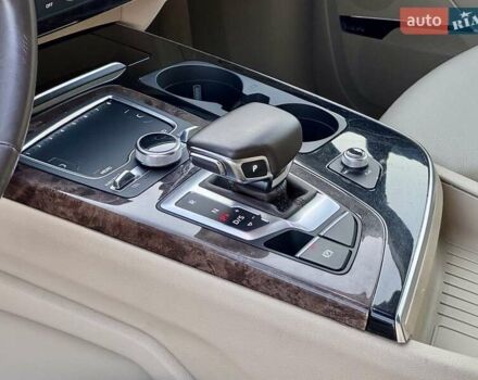 Чорний Ауді Ку 7, об'ємом двигуна 3 л та пробігом 180 тис. км за 24900 $, фото 19 на Automoto.ua