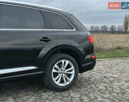 Черный Ауди Ку 7, объемом двигателя 0 л и пробегом 176 тыс. км за 24500 $, фото 3 на Automoto.ua