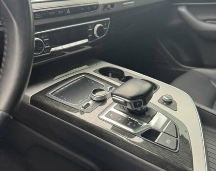 Черный Ауди Ку 7, объемом двигателя 1.98 л и пробегом 288 тыс. км за 23900 $, фото 13 на Automoto.ua