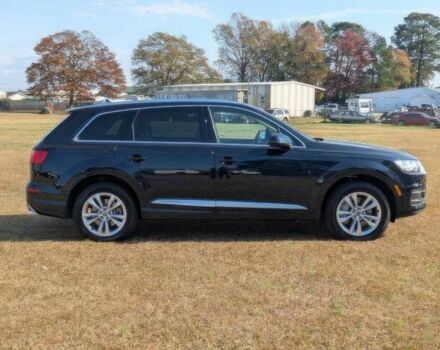 Черный Ауди Ку 7, объемом двигателя 2 л и пробегом 32 тыс. км за 7800 $, фото 4 на Automoto.ua