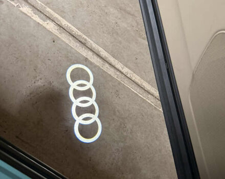 Чорний Ауді Ку 7, об'ємом двигуна 1.98 л та пробігом 84 тис. км за 45300 $, фото 30 на Automoto.ua