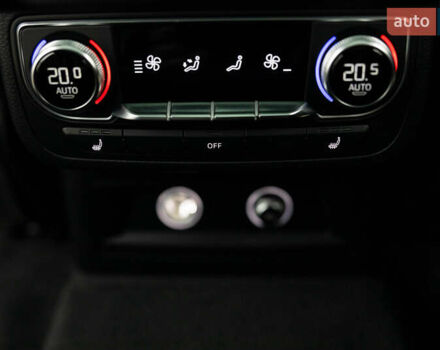 Чорний Ауді Ку 7, об'ємом двигуна 3 л та пробігом 238 тис. км за 23800 $, фото 92 на Automoto.ua