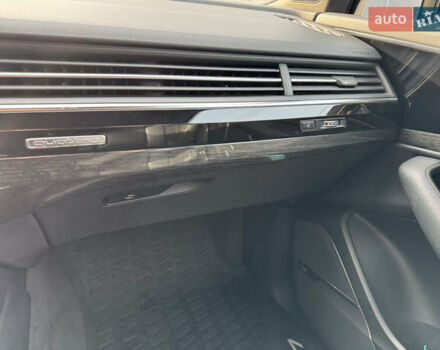 Черный Ауди Ку 7, объемом двигателя 3 л и пробегом 144 тыс. км за 33000 $, фото 9 на Automoto.ua