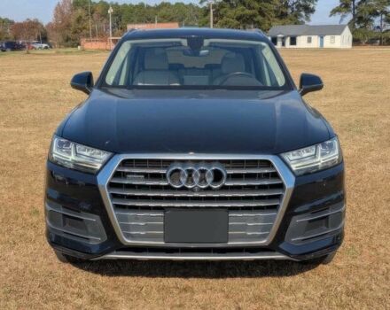 Черный Ауди Ку 7, объемом двигателя 2 л и пробегом 32 тыс. км за 7800 $, фото 1 на Automoto.ua