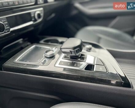 Чорний Ауді Ку 7, об'ємом двигуна 3 л та пробігом 121 тис. км за 37000 $, фото 46 на Automoto.ua