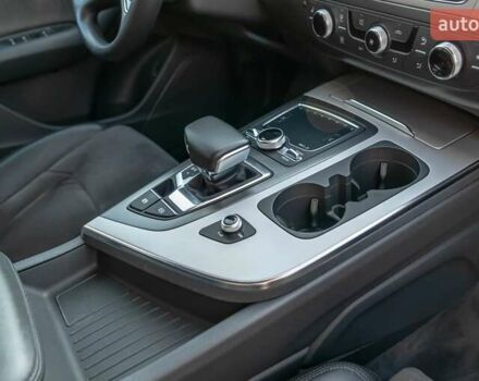 Черный Ауди Ку 7, объемом двигателя 3 л и пробегом 113 тыс. км за 29000 $, фото 14 на Automoto.ua