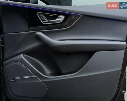 Чорний Ауді Ку 7, об'ємом двигуна 3 л та пробігом 137 тис. км за 37999 $, фото 39 на Automoto.ua