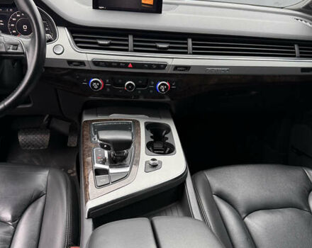 Чорний Ауді Ку 7, об'ємом двигуна 1.98 л та пробігом 205 тис. км за 26300 $, фото 31 на Automoto.ua