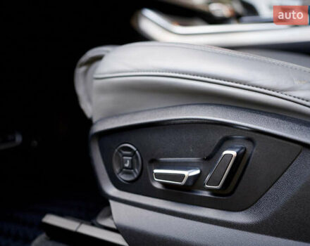 Черный Ауди Ку 7, объемом двигателя 3 л и пробегом 149 тыс. км за 68000 $, фото 31 на Automoto.ua