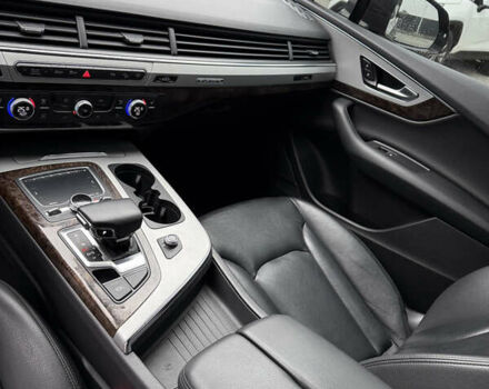 Чорний Ауді Ку 7, об'ємом двигуна 1.98 л та пробігом 205 тис. км за 26300 $, фото 22 на Automoto.ua