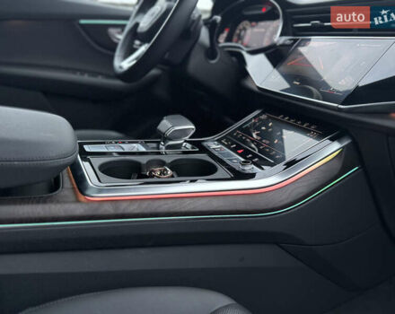 Чорний Ауді Ку 7, об'ємом двигуна 3 л та пробігом 101 тис. км за 47000 $, фото 23 на Automoto.ua