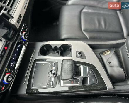 Черный Ауди Ку 7, объемом двигателя 3 л и пробегом 152 тыс. км за 54500 $, фото 12 на Automoto.ua