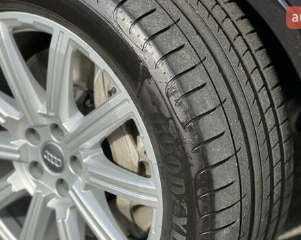 Черный Ауди Ку 7, объемом двигателя 3 л и пробегом 110 тыс. км за 49800 $, фото 9 на Automoto.ua