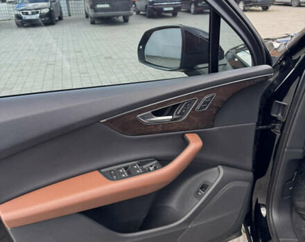 Чорний Ауді Ку 7, об'ємом двигуна 2 л та пробігом 145 тис. км за 39500 $, фото 11 на Automoto.ua