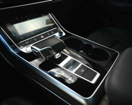 Ауді Ку 7 2020 у Києві на Automoto.ua Чорний Ауді Ку 7, об'ємом двигуна 3 л та пробігом 45 тис. км за 12400 $, фото 14 на Automoto.ua