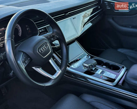 Черный Ауди Ку 7, объемом двигателя 3 л и пробегом 130 тыс. км за 48700 $, фото 6 на Automoto.ua