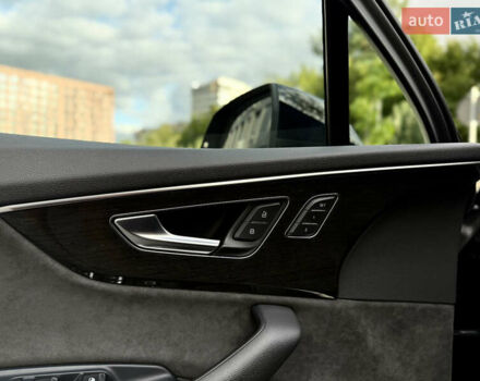 Черный Ауди Ку 7, объемом двигателя 2.97 л и пробегом 89 тыс. км за 68000 $, фото 22 на Automoto.ua