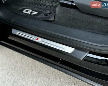 Черный Ауди Ку 7, объемом двигателя 2.97 л и пробегом 95 тыс. км за 64900 $, фото 9 на Automoto.ua