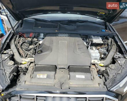 Чорний Ауді Ку 7, об'ємом двигуна 2 л та пробігом 87 тис. км за 21050 $, фото 8 на Automoto.ua