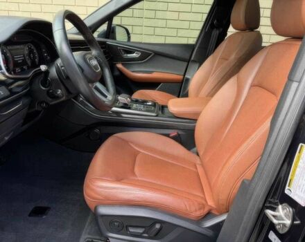 Ауди Ку 7 2021 в Черкассах на Automoto.ua Черный Ауди Ку 7, объемом двигателя 3 л и пробегом 27 тыс. км за 44400 $, фото 9 на Automoto.ua