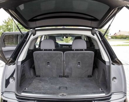 Ауді Ку 7 2021 у Києві на Automoto.ua Чорний Ауді Ку 7, об'ємом двигуна 3 л та пробігом 63 тис. км за 30000 $, фото 12 на Automoto.ua