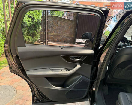 Черный Ауди Ку 7, объемом двигателя 3 л и пробегом 42 тыс. км за 62700 $, фото 8 на Automoto.ua